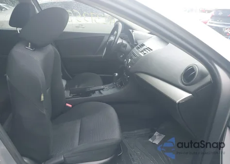 2013 Mazda Mazda3 I Sv z USA, uszkodzony, nr VIN JM1BL1TF2D1761375